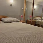 Dwupoziomowy Hoza 公寓 华沙