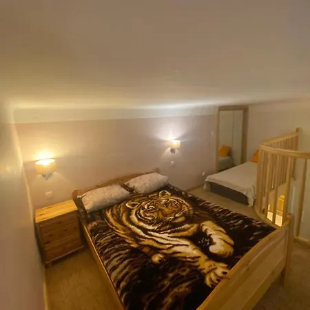 Dwupoziomowy Hoza Apartman Varsó