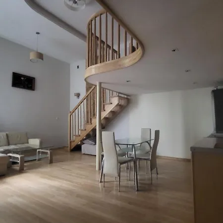 Appartement Dwupoziomowy Hoza *