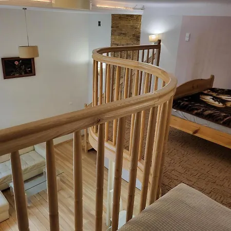 דירה Dwupoziomowy Hoza *